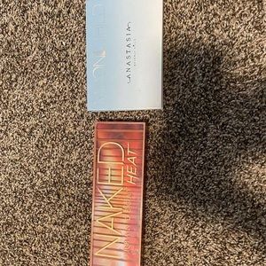 Eyeshadow and highlighter Makeup